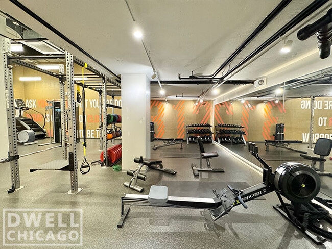 2600 N Clark St, Unit 1 in Chicago, IL - Building Photo - Building Photo