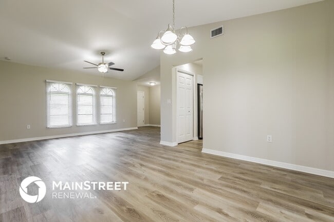 850 Forest Hill Ln NW in Port Charlotte, FL - Building Photo - Building Photo