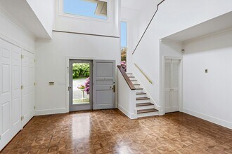 680 Weed St in New Canaan, CT - Building Photo - Building Photo