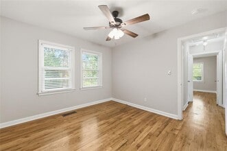 1003 Valley Dr in Smyrna, GA - Building Photo - Building Photo