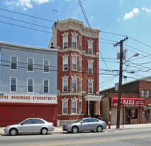 1014 New York Ave in Union City, NJ - Building Photo