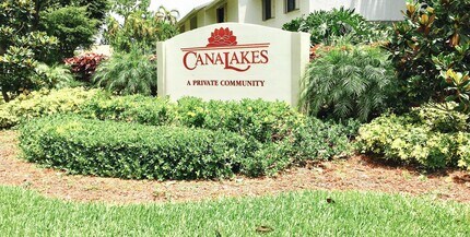 2303 Seaside Dr in Greenacres, FL - Building Photo - Building Photo