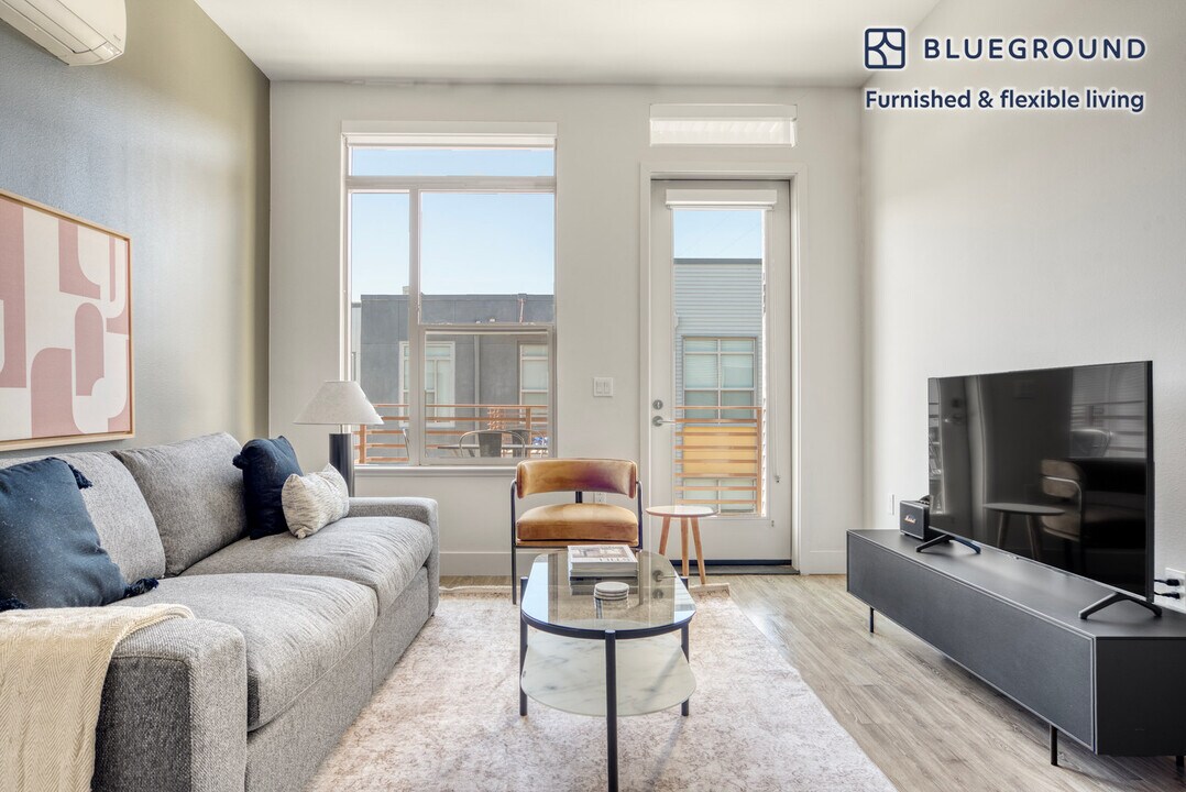3645 Haven Ave-Unit -FL3-ID1170 in Menlo Park, CA - Building Photo