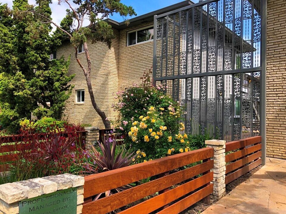 3517 Alden Way in San Jose, CA - Building Photo