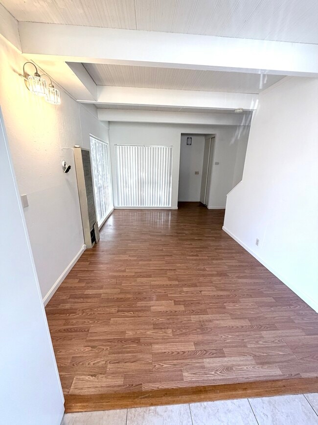 7201-7245 Bark Ln in San Jose, CA - Foto de edificio - Building Photo