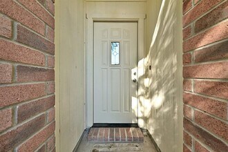 4608 Castleman Dr in Austin, TX - Building Photo - Building Photo