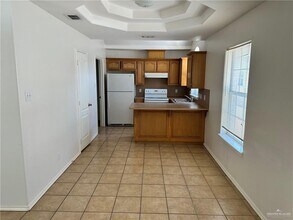 613 La Mancha Dr in Edinburg, TX - Building Photo - Building Photo
