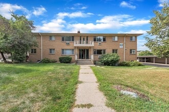 Old Canton Lane (Hodge Apartments, LLC) in East Lansing, MI - Foto de edificio - Interior Photo