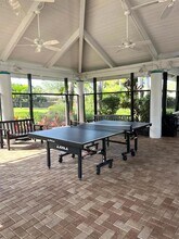 2563 Egret Lake Dr, Unit 1 in Greenacres, FL - Foto de edificio - Building Photo