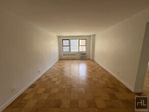 EAST 36 STREET in New York, NY - Building Photo - Building Photo