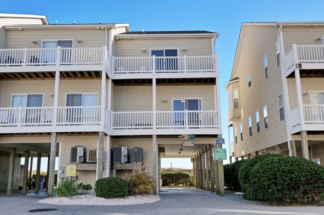 property at 306 Sea Star Cir