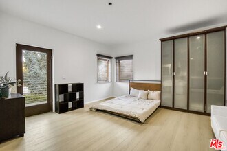 1929 N Curson Ave in Los Angeles, CA - Building Photo - Building Photo