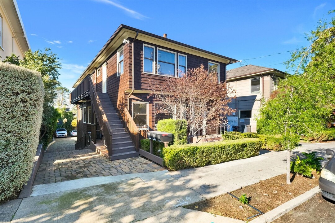 1514 Walnut St in Berkeley, CA - Building Photo
