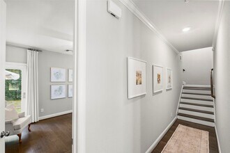 8910 Terrace Pass Dr in Houston, TX - Building Photo - Building Photo