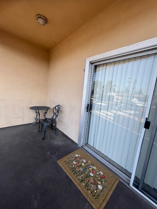 5822 Kingman Ave