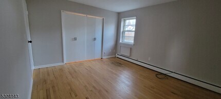 138 Roseland Ave in Caldwell, NJ - Building Photo - Building Photo