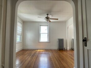 19 Lincoln St in Medford, MA - Building Photo - Building Photo