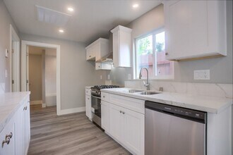 3266 Eureka Pl in Carlsbad, CA - Building Photo - Building Photo
