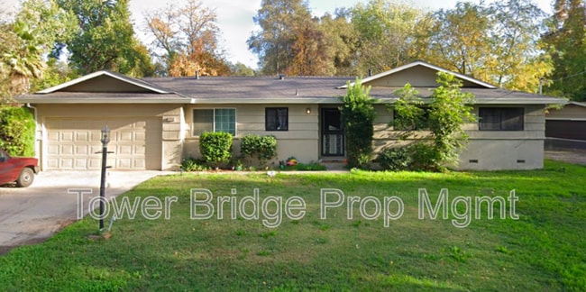 property at 5866 Saunders Ave