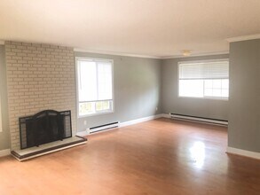 3 Bed 1.5 Bath Rambler! in Bothell, WA - Building Photo - Building Photo