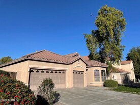 8774 W Lane Ave in Glendale, AZ - Building Photo