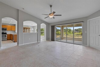 27206 Jade Isle Ct in Leesburg, FL - Building Photo - Building Photo