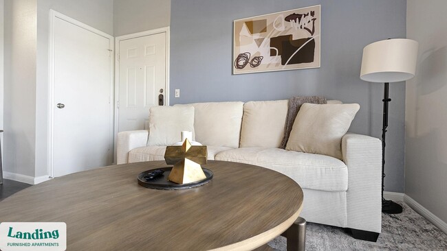 11022 Culebra Rd in San Antonio, TX - Foto de edificio - Building Photo