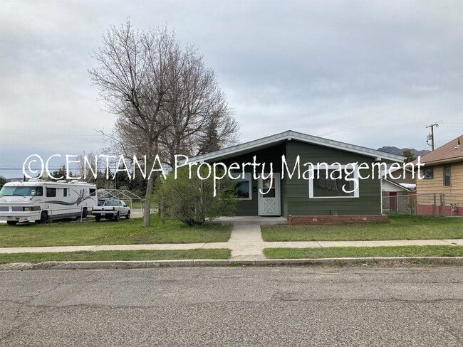 property at 2515 Bayard St