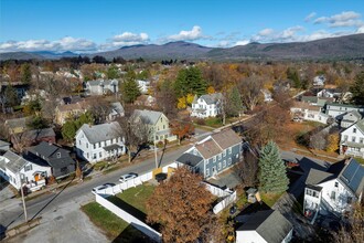 31 East St in Rutland, VT - Foto de edificio - Building Photo