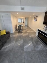 1177 NW 123rd Pl in Miami, FL - Building Photo - Building Photo