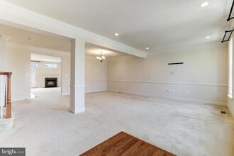 43086 Old Ryan Rd in Ashburn, VA - Building Photo - Building Photo