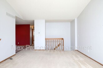 160 52nd St in West Des Moines, IA - Building Photo - Building Photo