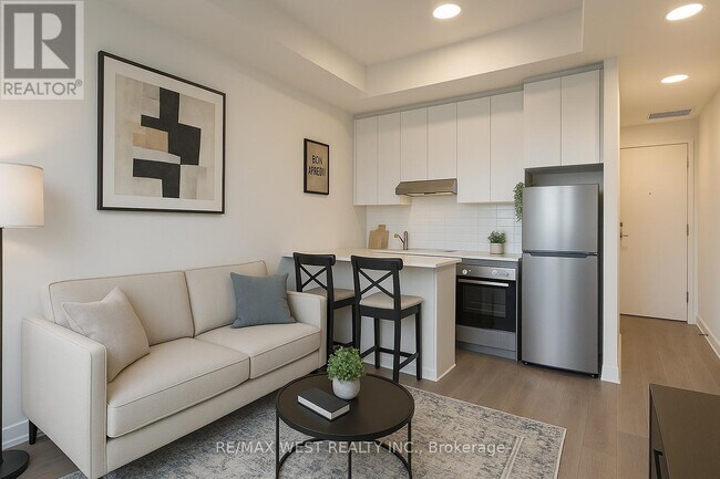160-160 Canon Jackson Dr in Toronto, ON - Building Photo - Building Photo