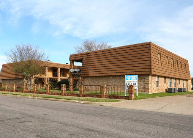 248-256 Market St in Burleson, TX - Building Photo - Primary Photo