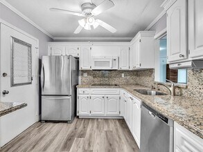 3600 NE 170th St in North Miami Beach, FL - Building Photo - Building Photo