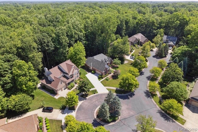 2538 Campbell Ct in Canton Township, MI - Building Photo - Building Photo