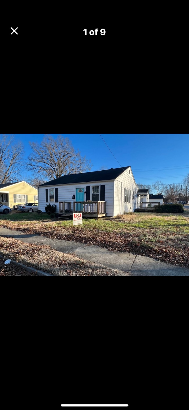 property at 315 E Westover Ave