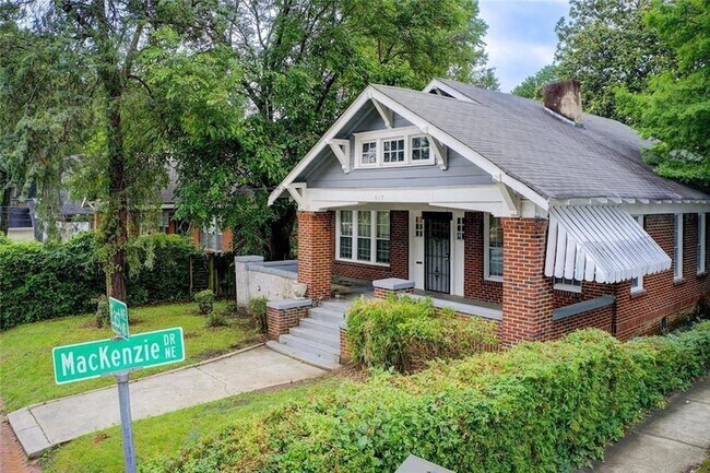 517 E Ave NE in Atlanta, GA - Foto de edificio - Building Photo