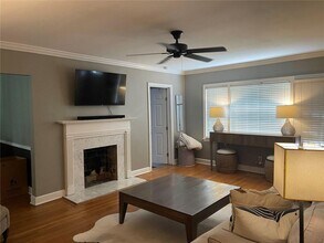 3538 Kingsboro Rd NE in Atlanta, GA - Building Photo - Building Photo