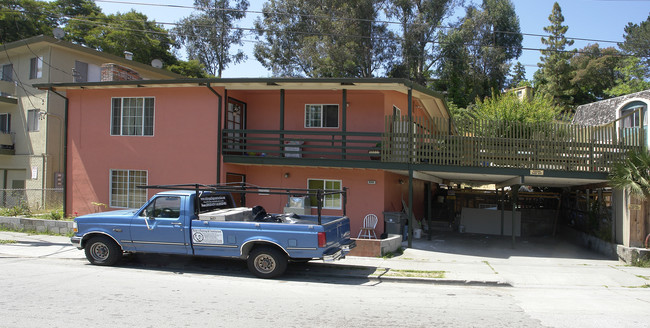 3544 Pierson St in Oakland, CA - Building Photo - Building Photo