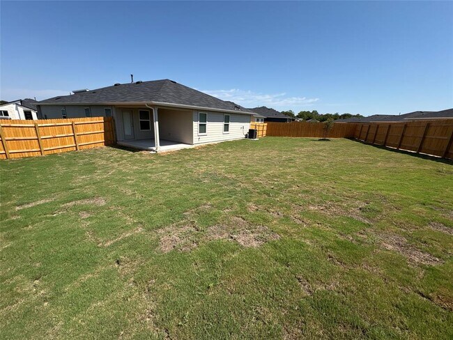 175 Gazania Rd in Niederwald, TX - Building Photo - Building Photo