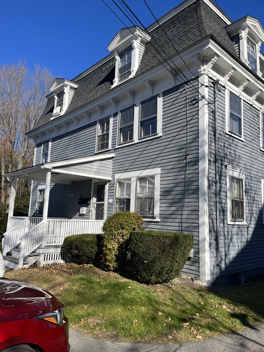 Residences at Andover - 37 Maple Avenue in Andover, MA - Building Photo