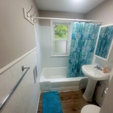 5713 South Blvd in Maple Heights, OH - Building Photo - Building Photo