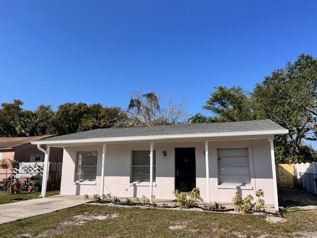 8518 N Lynn Ave in Tampa, FL - Building Photo