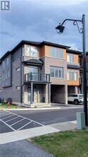 61 Soho St in Hamilton, ON - Building Photo - Building Photo