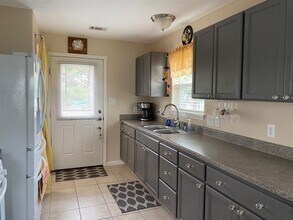 1025 14th St in San Leon, TX - Building Photo - Building Photo