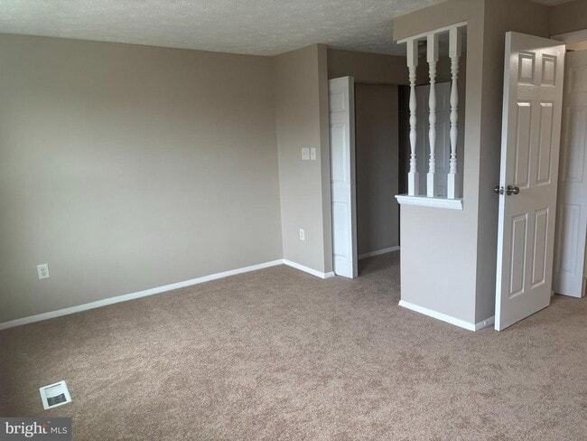 3423 Castle Way in Silver Spring, MD - Building Photo - Building Photo