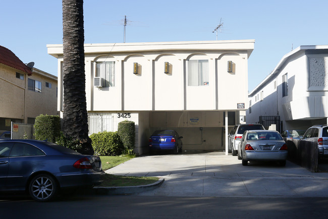 3425 Jasmine Ave in Los Angeles, CA - Foto de edificio - Building Photo