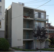 3830 Harrison St in Oakland, CA - Building Photo - Building Photo