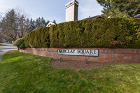 Barclay Square in Issaquah, WA - Building Photo - Building Photo